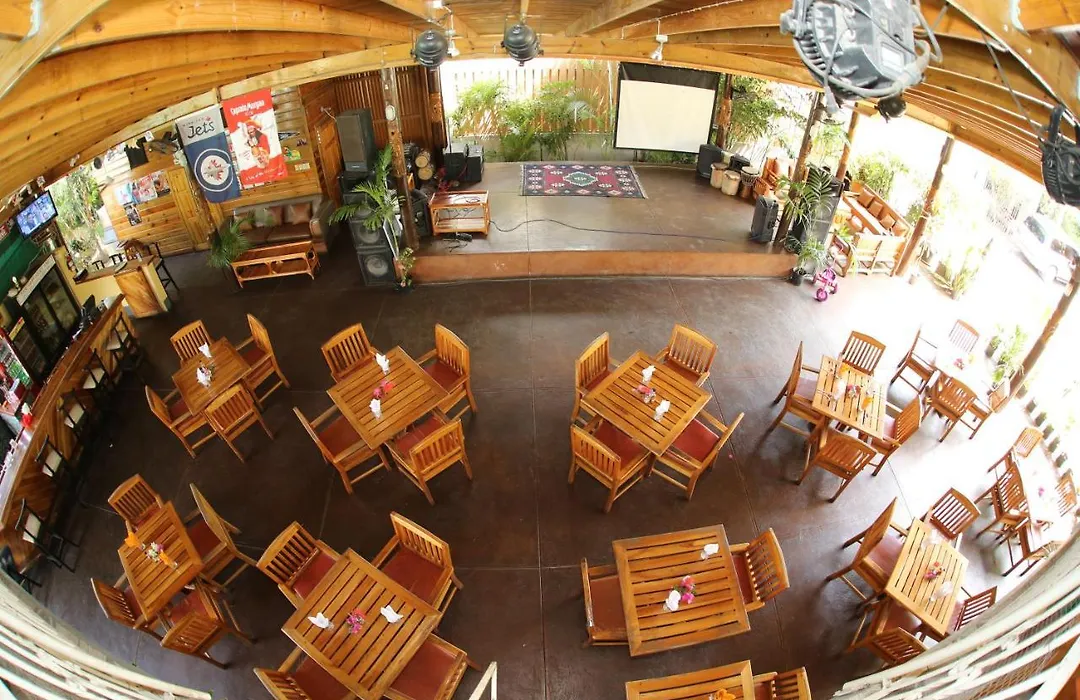 Seastar Inn-1